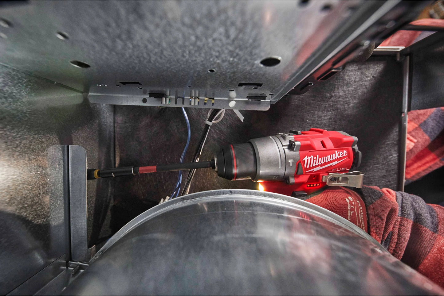 Hamerboor M12 Brandstof + 2bat 2Ah + Lader + Draagtas Milwaukee M12 FPD2-202X