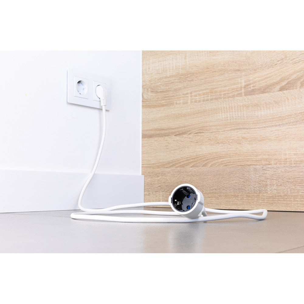 Extension cord with 1 2P+E socket, 16A 250V~; 3 m of H05VV-F 3G1.5mm² cable, EDM