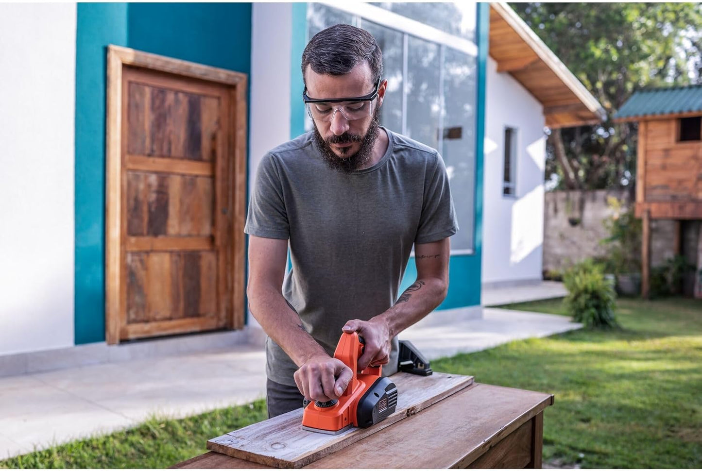 Raboteuse électrique Black+Decker BEW712-QS 710W