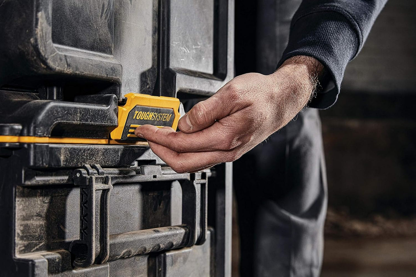 Gereedschapskist met handgreep en wieltjes TOUGHSYSTEM DS450 Dewalt DWST83295-1