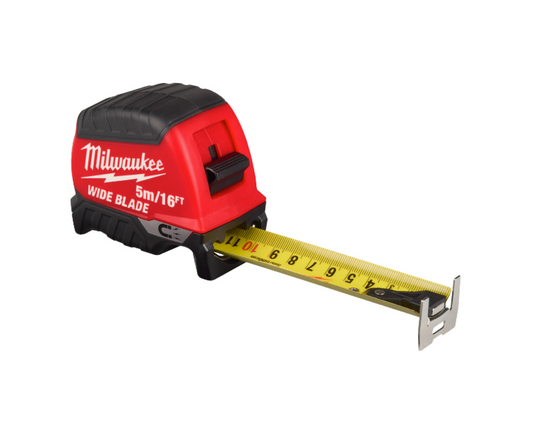 Milwaukee 5m x 35mm Wide Blade Magnetic Tape Measure