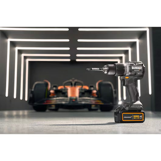 McLaren 18V 90Nm 13mm boorhamer met 2 x 4Ah batterijen + Dewalt DCD85MM2T koffer
