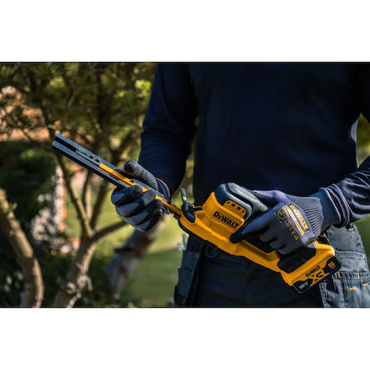 Dewalt DCMHT520N 18V XR 20cm Compact Hedge Trimmer