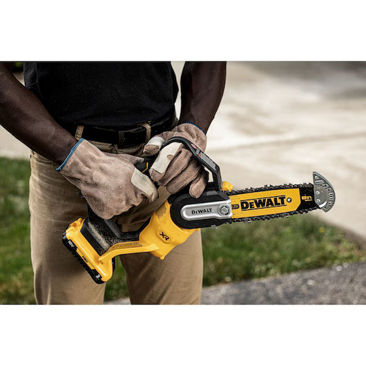 18V XR 20cm Pruning Saw + 5Ah battery + Charger Dewalt DCMPS520P1