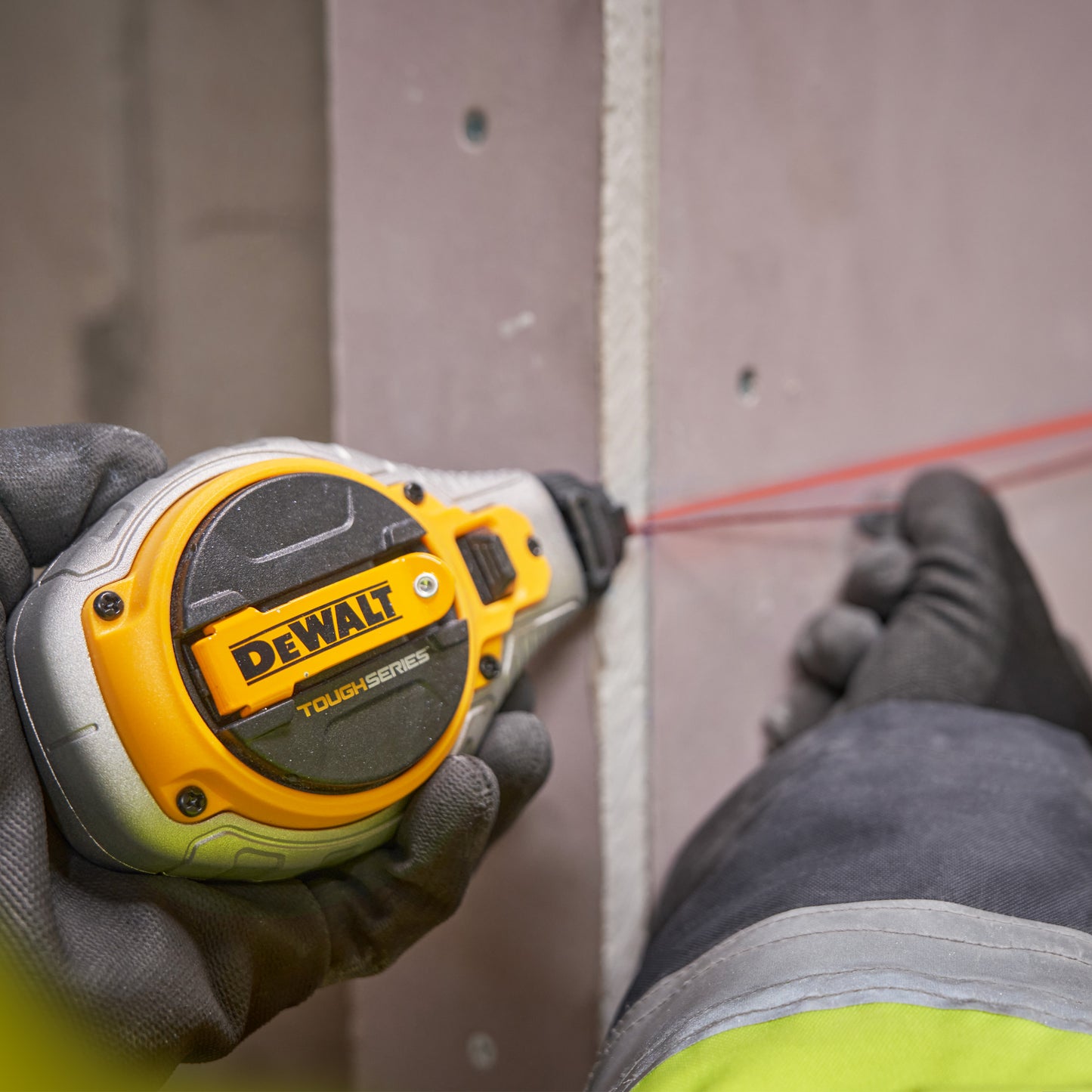 30m Chalk Line with Red Chalk Dewalt DWHT48335RC-0
