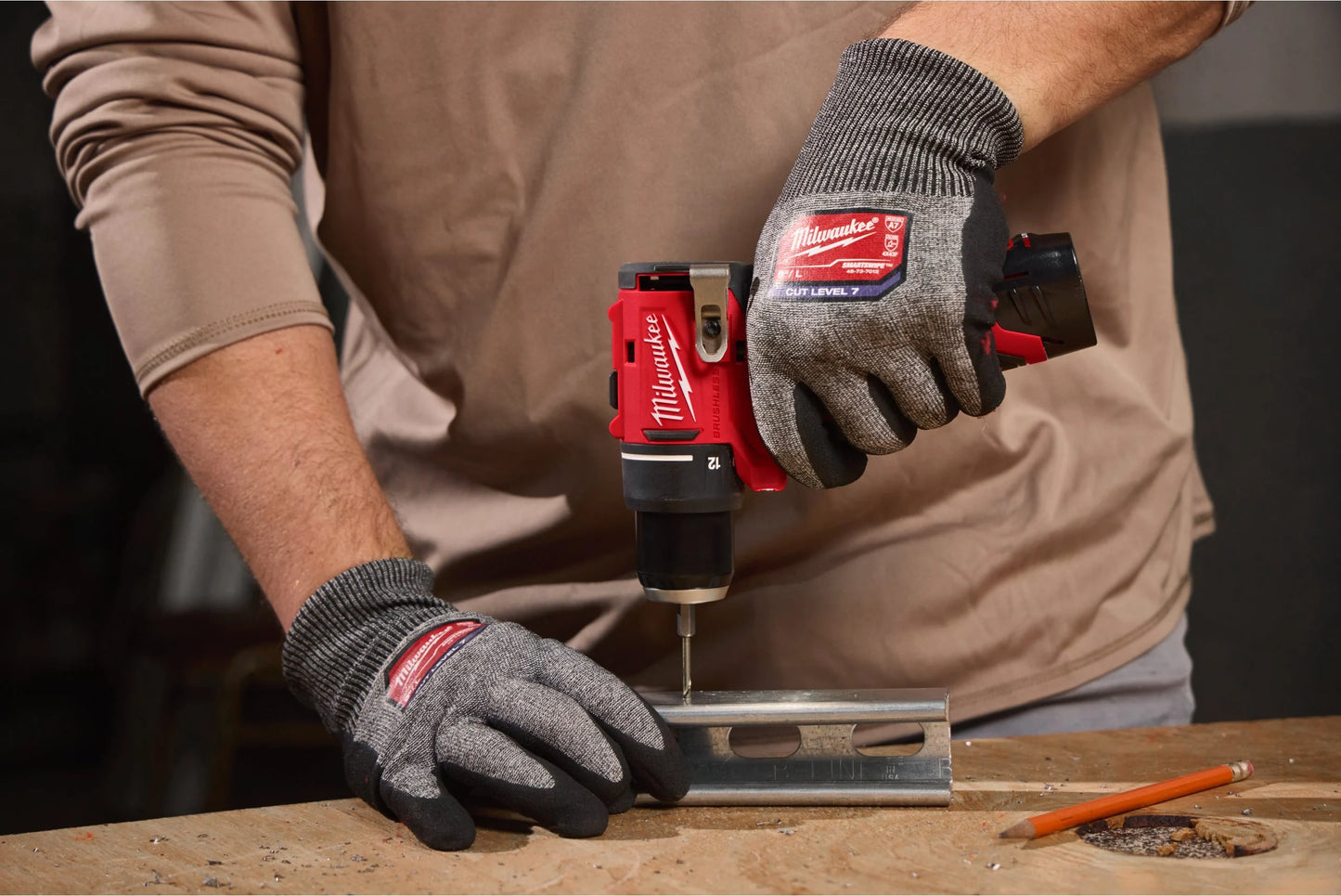 Milwaukee M12 BLDDRC-202C Drill/Driver + 2x 2.0Ah Batteries + Charger + Case