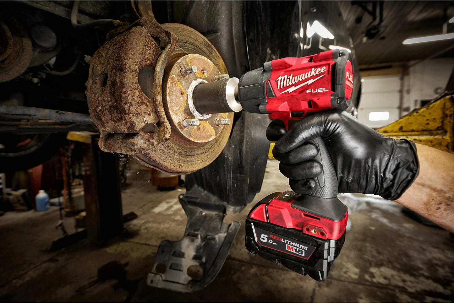 Clé à chocs à couple moyen M18 FUEL 1/2" avec anneau de friction Milwaukee M18 FMTIW2F12-502X