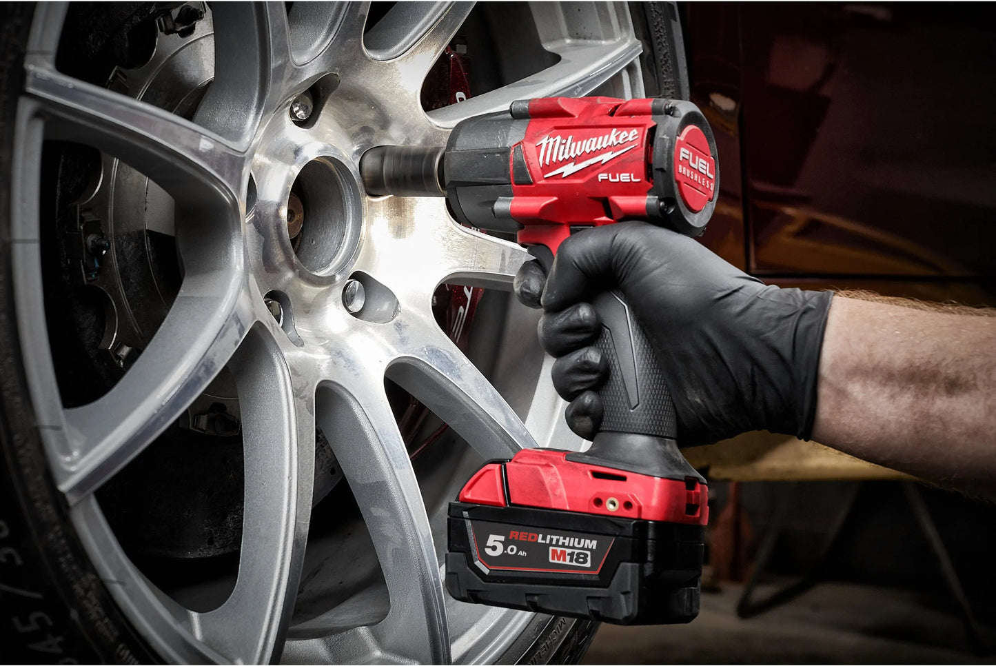 Clé à chocs à couple moyen M18 FUEL 1/2" avec anneau de friction Milwaukee M18 FMTIW2F12-502X