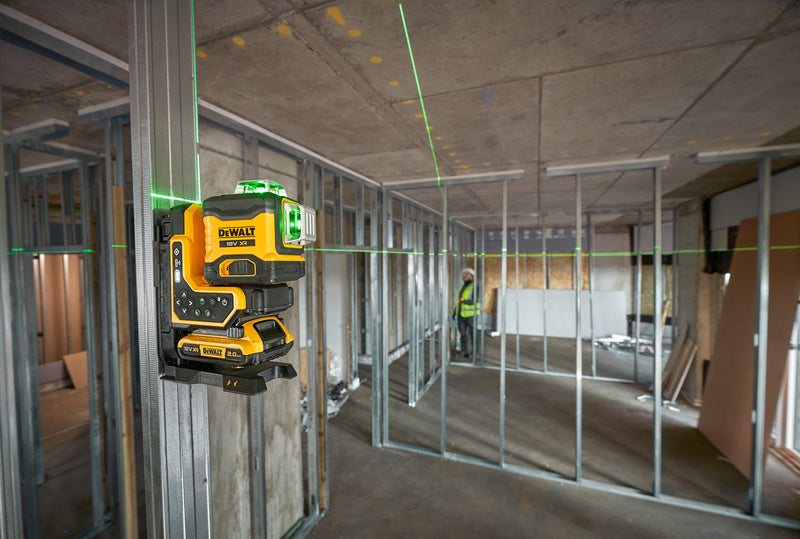 Dewalt XR 18V 3-Line 360° Green Self-Leveling Laser Level with Remote Control DCLE34035B